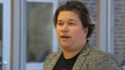 Melanie Neitzel1 (Copy)