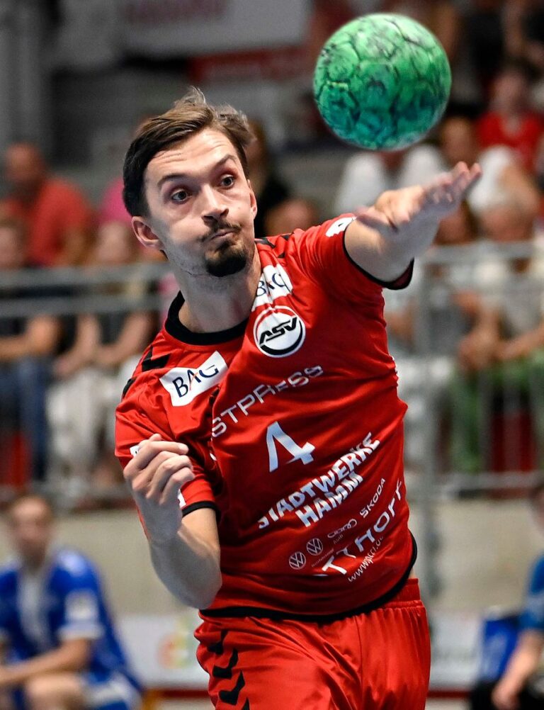 ASV feiert 36:30-Sieg in Bielefeld