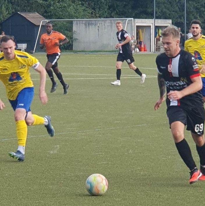 KSC gegen RWU2