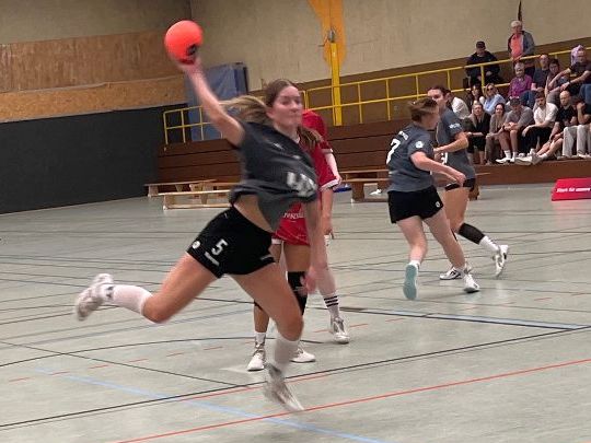 SGH Frauen im Angriff2